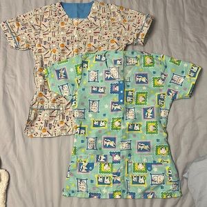 🦷Worn Women’s Dental Scrubs, size XS.